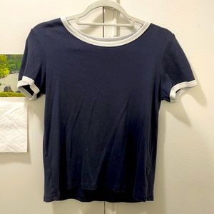 American Eagle soft navy tshirt